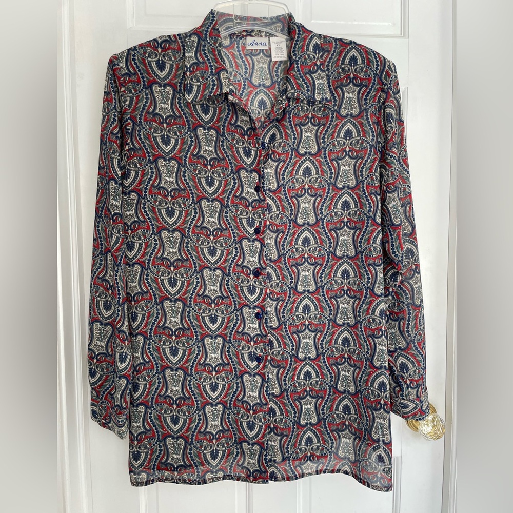 Gorgeous, vintage blouse, tiny white flowers with swirls in red, blue by Anna XL